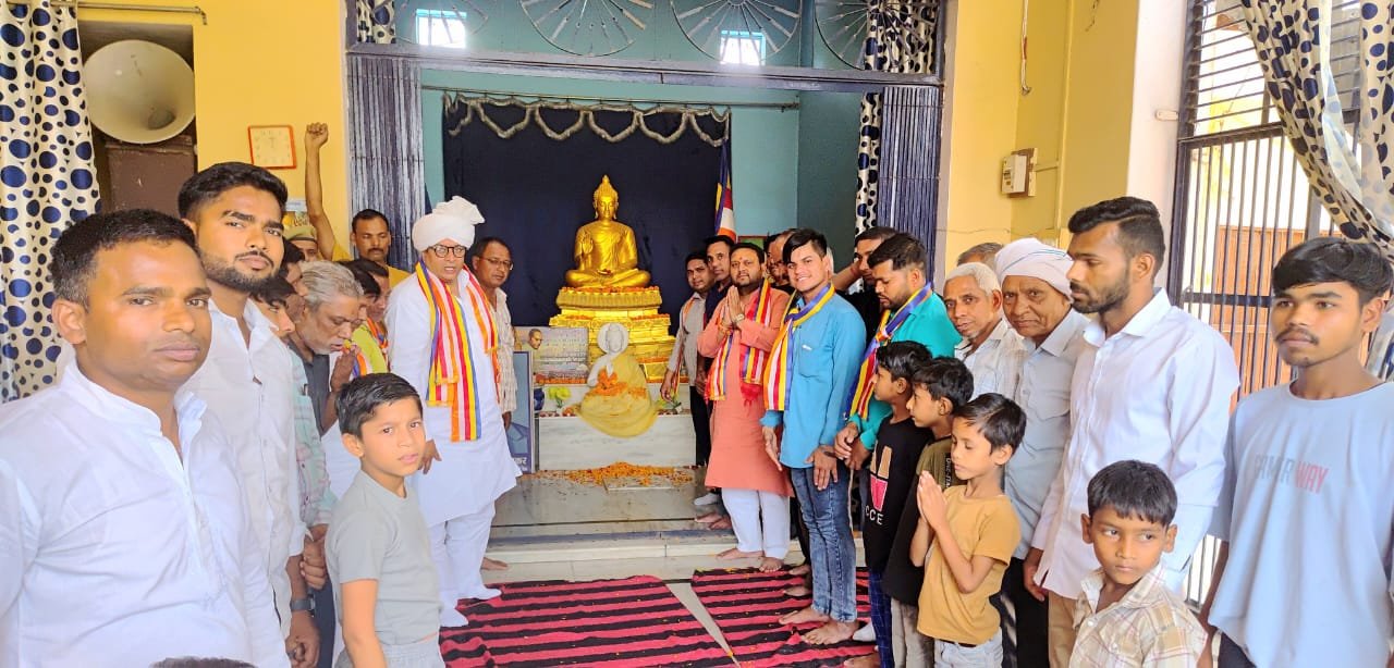 खुर्जा धूमधाम के साथ मनाया गया भगवान बुद्ध का जन्म उत्सव।