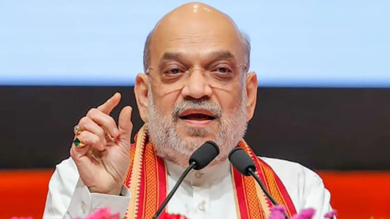 अमित शाह ने MLC चुनाव परिणाम पर कांग्रेस पर तीखा तंज, 28 सीटों में शून्य जीत
