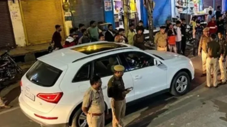 अलीगढ़ में हॉर्न बजाने के विवाद में मोटरसाइकिल सवार की मौत, BJP के पूर्व जिलाध्यक्ष की ऑडी कार जब्त