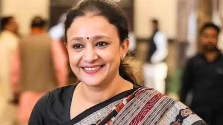 आराधना मिश्रा मोना ने संभाली यूपी कांग्रेस की कमान, ब्राह्मण‑मुस्लिम‑EBC‑दलित समीकरण पर नई रणनीति
