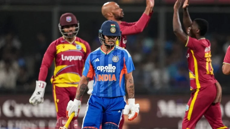 इंडिया बनाम वेस्टइंडीज T20 में रॉस्टन चेज ने 16 गेंदों में 4 विकेट लिए, भारत की तेज रफ्तार पर लगी ब्रेक