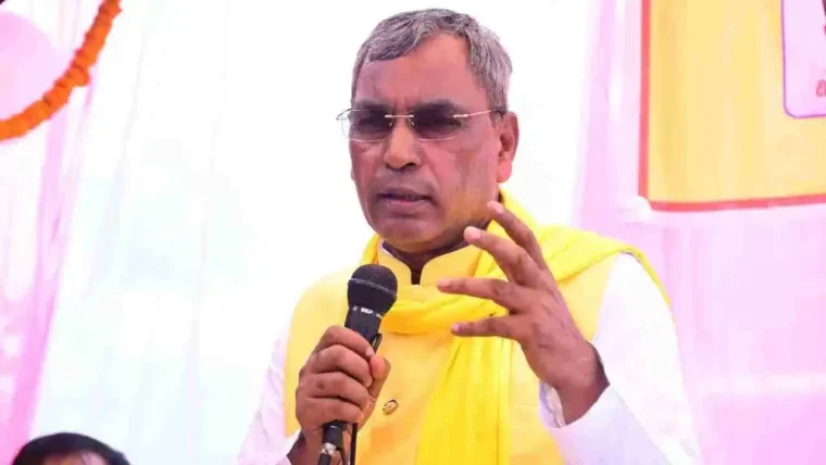 ओम प्रकाश राजभर ने विपक्ष के वोट‑चोरी आरोपों को खारिज किया, कहा इंडिया गठबंधन ‘दगे हुए कारतूस’