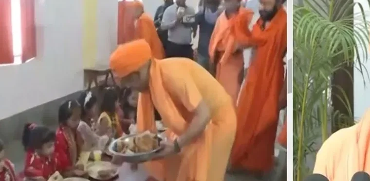 गोरखनाथ मंदिर में सीएम योगी ने किया कन्या पूजन, कन्याओं को कराया भोजन