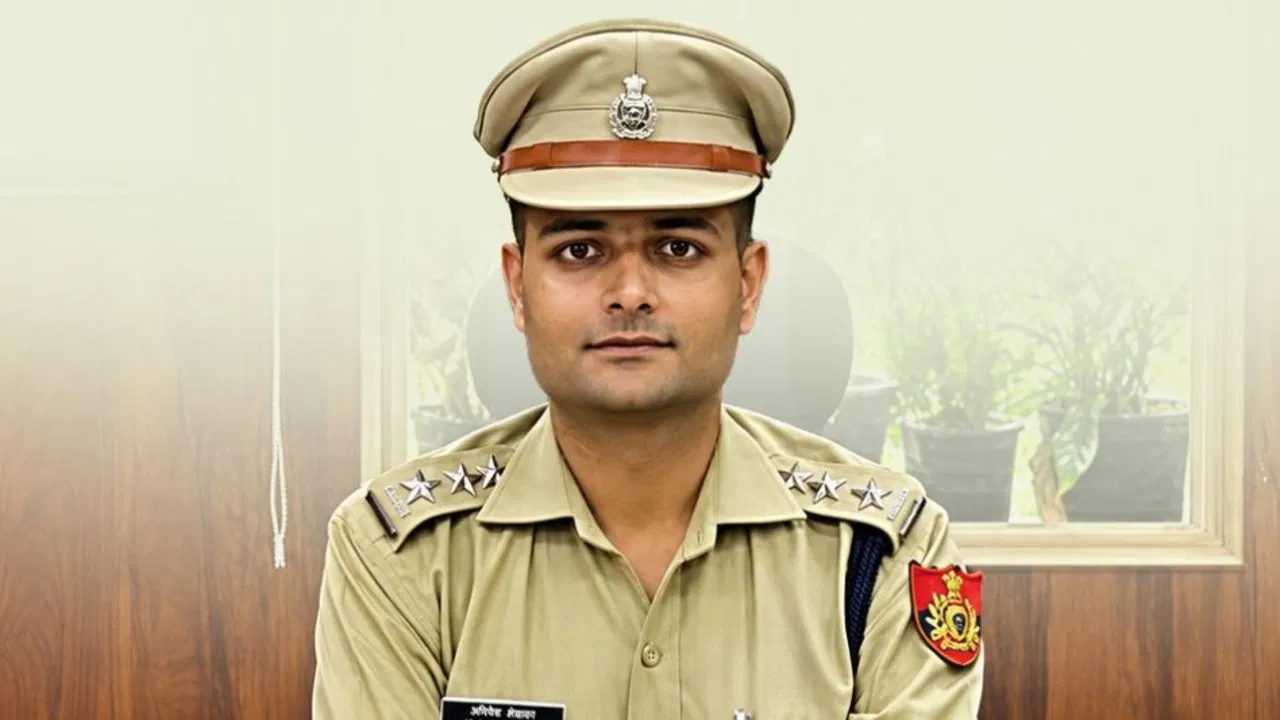 जंतर-मंतर प्रदर्शन में पत्रकार छेड़छाड़ के आरोपी ACP विवेक भगत को मिला प्रमोशन, कार्यभार से इनकार