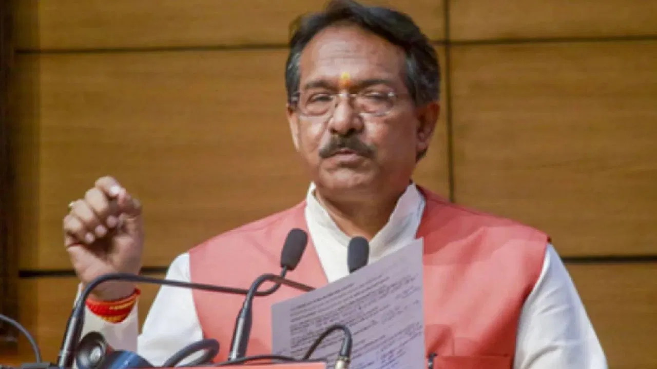 दिलजीत दोसांझ के कॉन्सर्ट पर अनुमति न मिलने से BJP‑AAP में तीखी टकराव