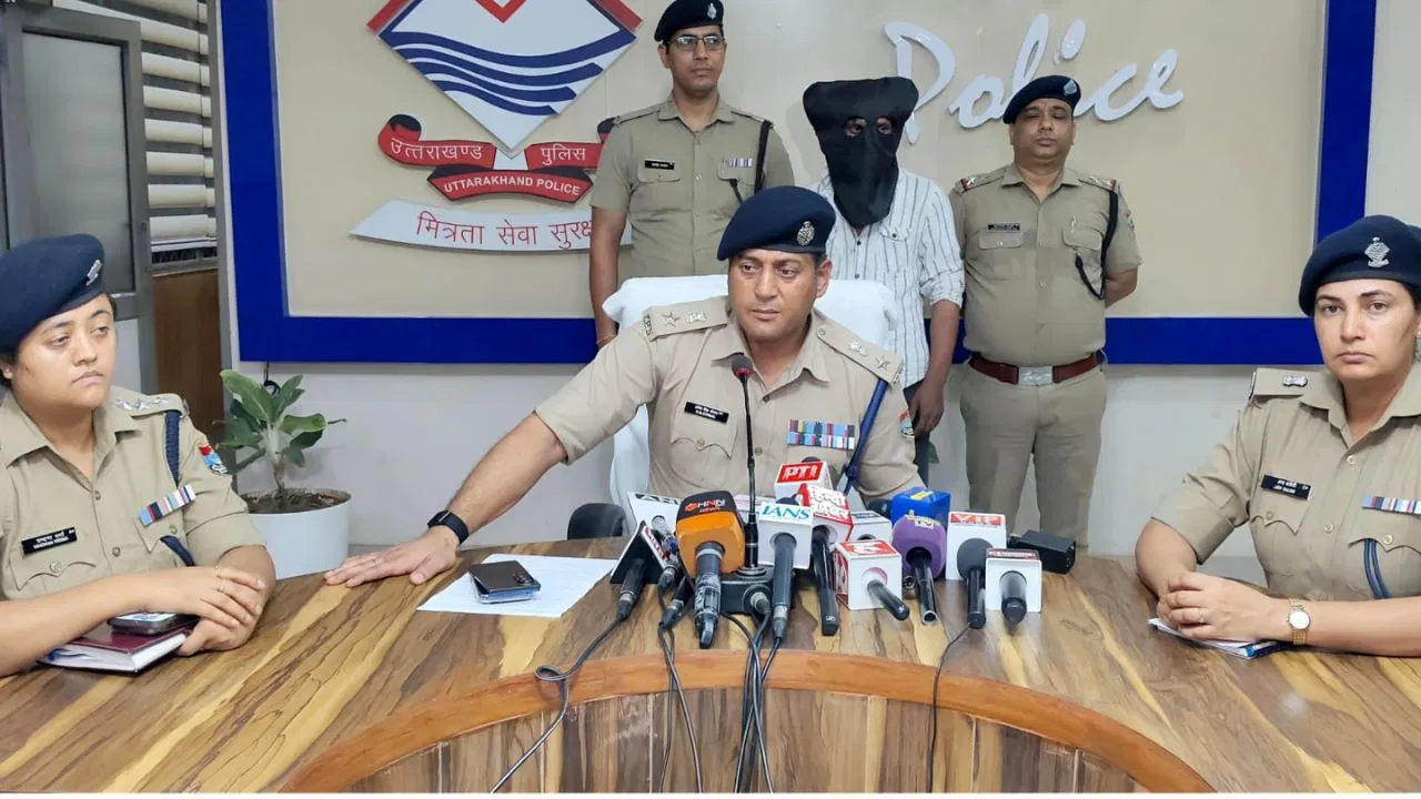 देहरादून में 300 रुपये की मजदूरी विवाद में त्रिपल मर्डर, प्लंबर राजकुमार को गिरफ्तार