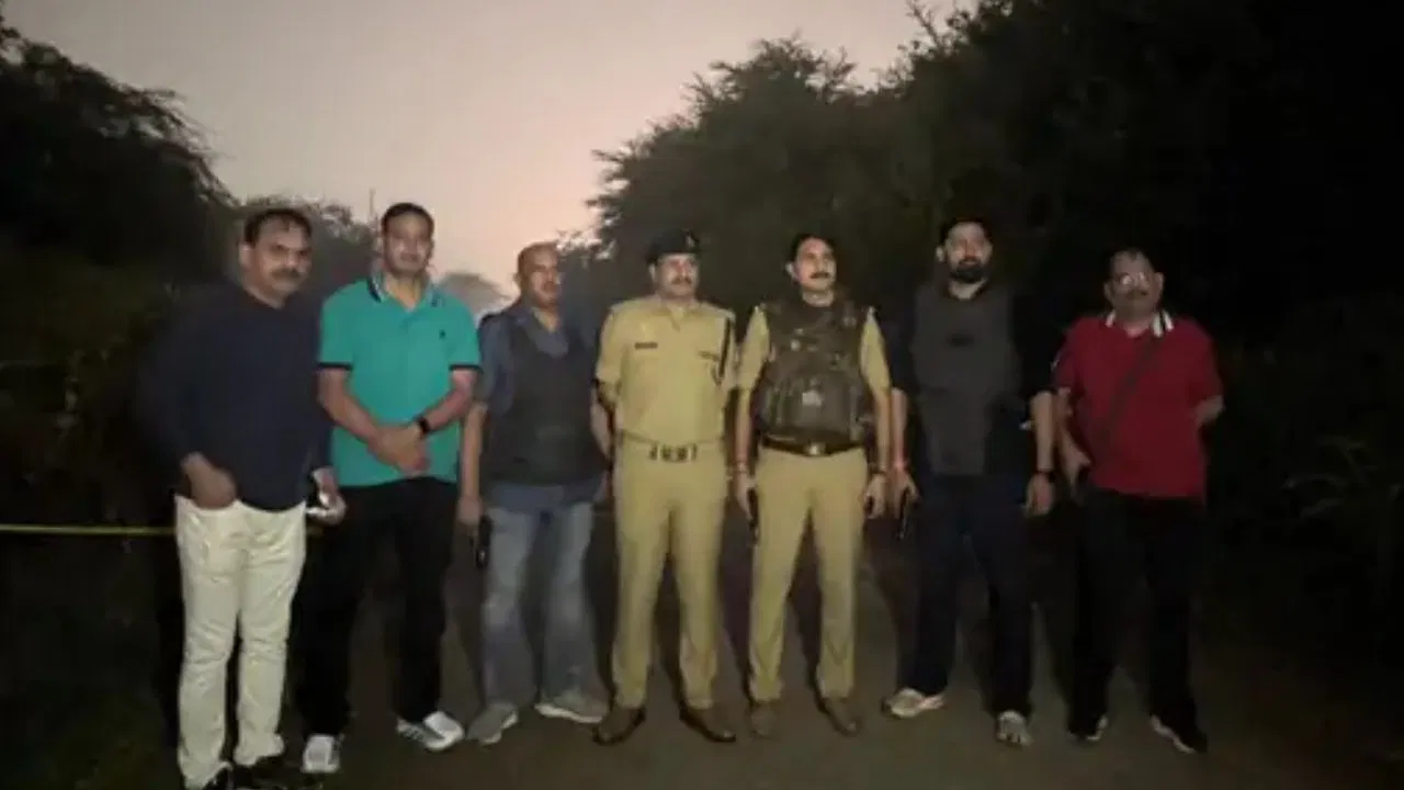 नोएडा में 50 हजार के इनामी बदमाश अमन उर्फ माया त्यागी की पुलिस मुठभेड़ में मौत, तीन पुलिसकर्मी घायल