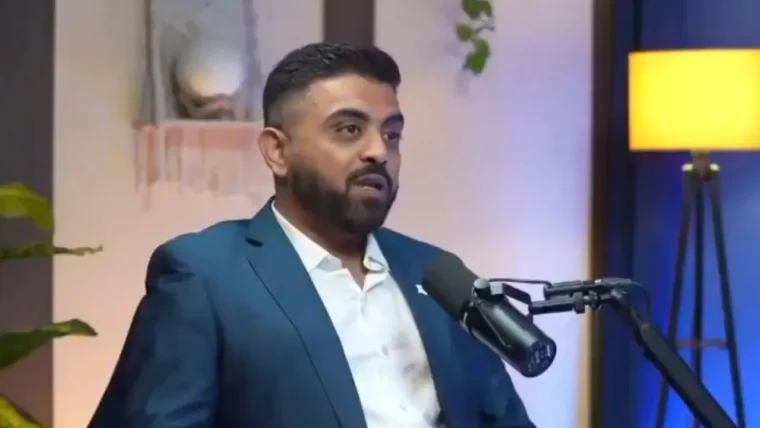 फ्लाईदुबई की उड़ान में ओमानी पायलट के हमले के बाद कैप्टन स्मित मछार का वायरल इंटरव्यू