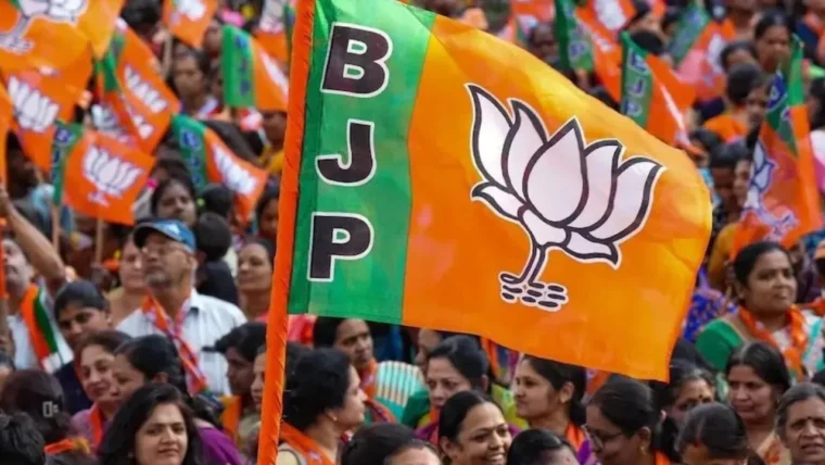 बीजेपी राष्ट्रीय युवा मोर्चा की नई टीम का ऐलान, यूपी के निखिल मणि तिवारी को मिला राष्ट्रीय उपाध्यक्ष पद