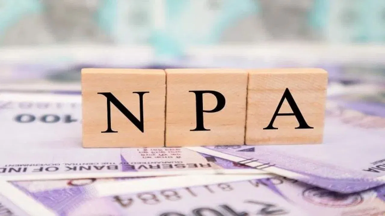 बैंकिंग सेक्टर में बढ़ते NPA का खतरा: निजी बैंकों पर बढ़ेगा दबाव