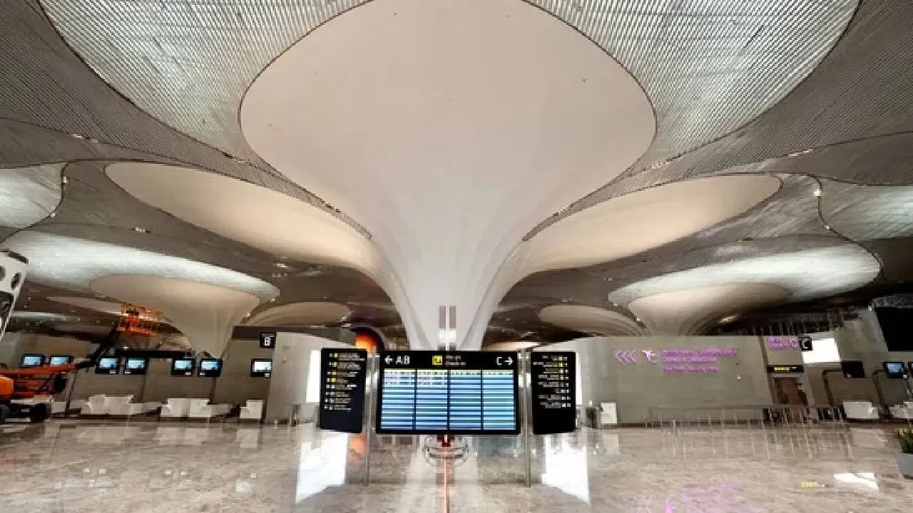 मुंबई से नवी मुंबई अंतरराष्ट्रीय उड़ानों का ट्रांजिशन: 2027 तक का संभावित फैसला