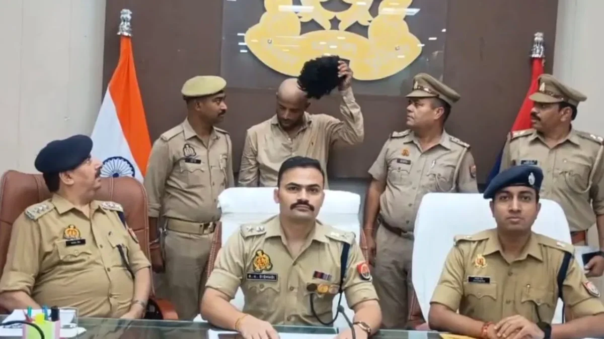 विग पहन कर बाइक चोरी करने वाले शातिर चोर को पुलिस ने पकड़ा