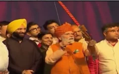 विजयादशमी पर देशभर में धूम, पीएम मोदी ने दी देशवासियों को शुभकामनाएं