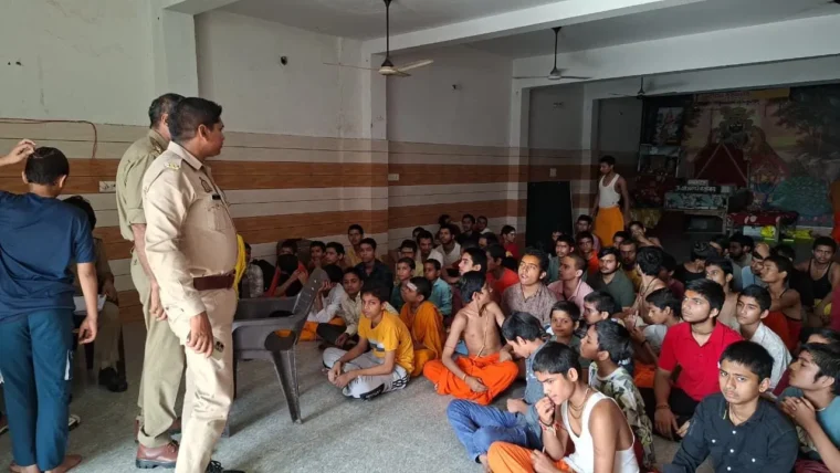 वृंदावन के महर्षि पाणिनि संस्कृत गुरुकुल में टैंक सफाई के दौरान 4 छात्रों की मौत, संचालक को गिरफ्तार