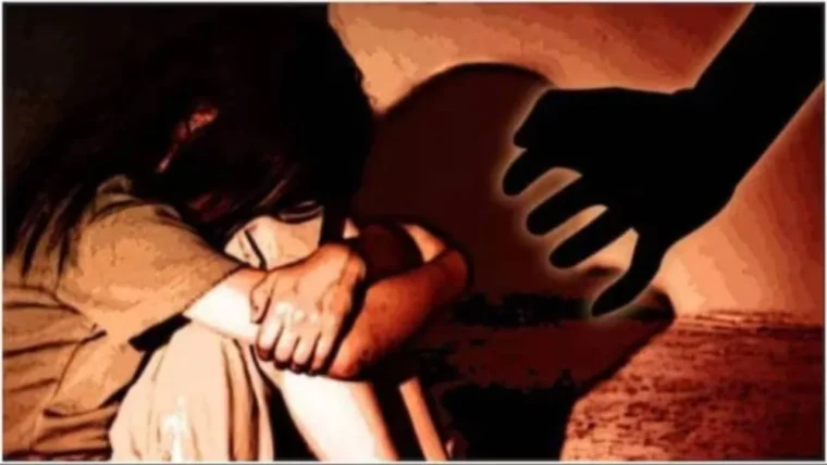 सीतामढ़ी में दो नाबालिग बच्चियों पर रेप की कोशिश, लालच से लुभाकर बुजुर्ग को गिरफ्तार