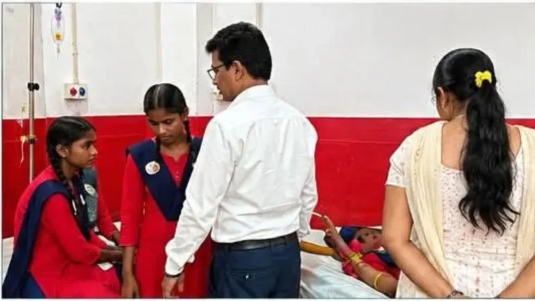 सुपौल के बालिका छात्रावास में भोजन में छिपकली मिलने से 75 छात्राएं अस्पताल में भर्ती