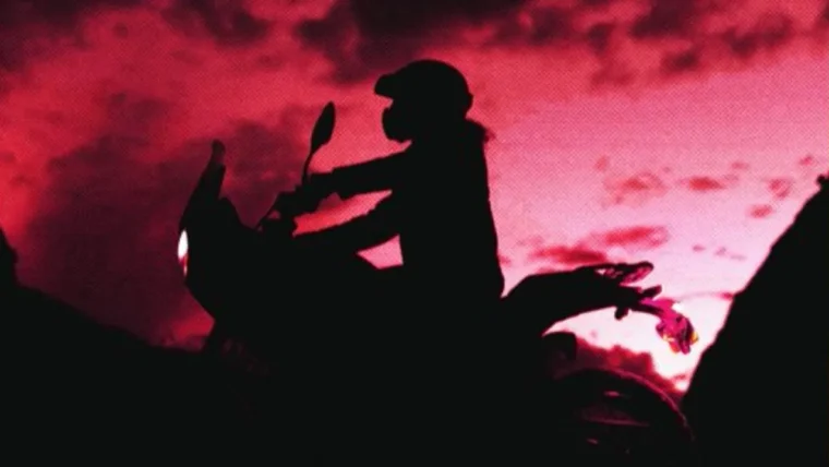 Royal Enfield Himalayan 750 का पहला टीजर जारी, नई फीचर्स और लॉन्च की संभावनाएँ